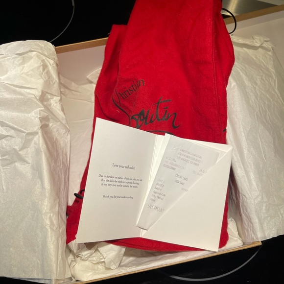 Christian Louboutin Simple Pump - Picture 3 of 4